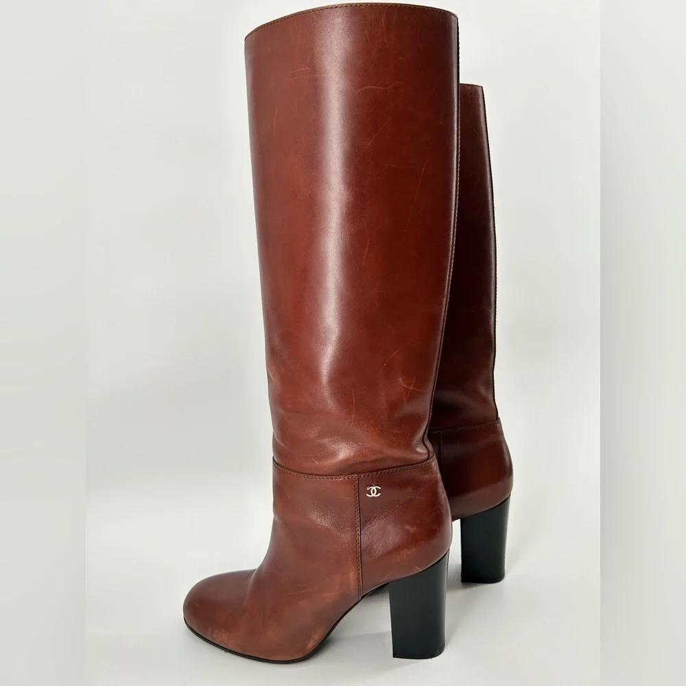 Chanel brown leather camel caramel heeled boots pull on 38.5 with dustbags only